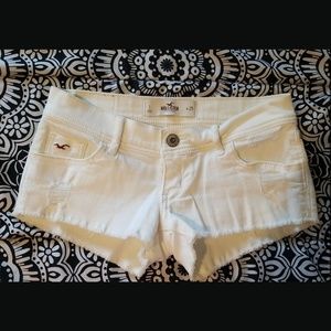 White Hollister shorts